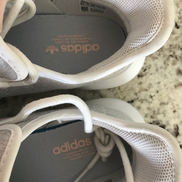 Adidas Tubular shoes - Picture 6 of 8